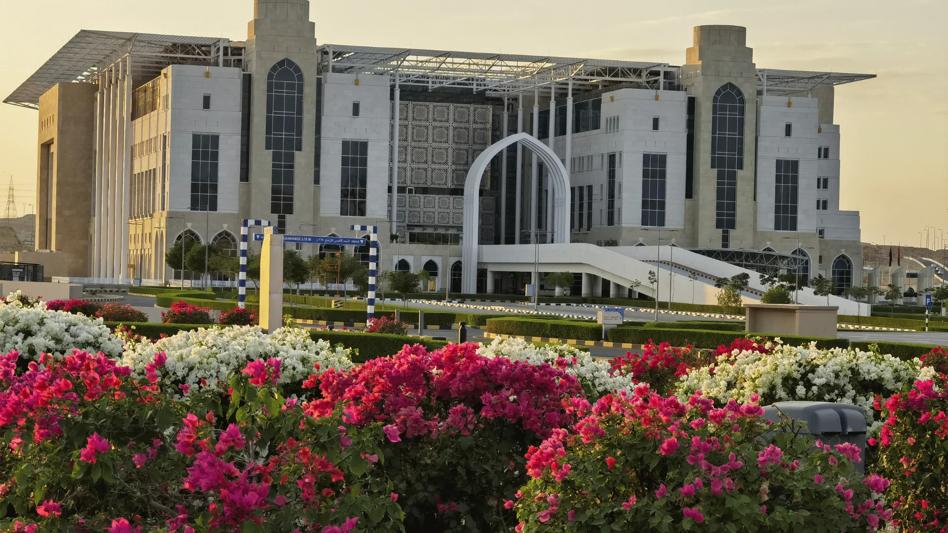 مستشفى الشرطة / مدينة الشرطة الطبية (الطلاء والعزل)